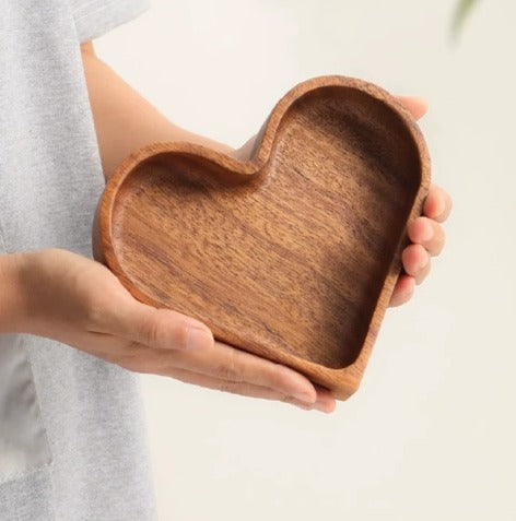 Houten Hartvormig Dienblad – 17 x 16 x 3 cm