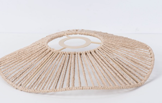 Rotan lampenkap zwart en bruin voor Boho en Japandi interieur