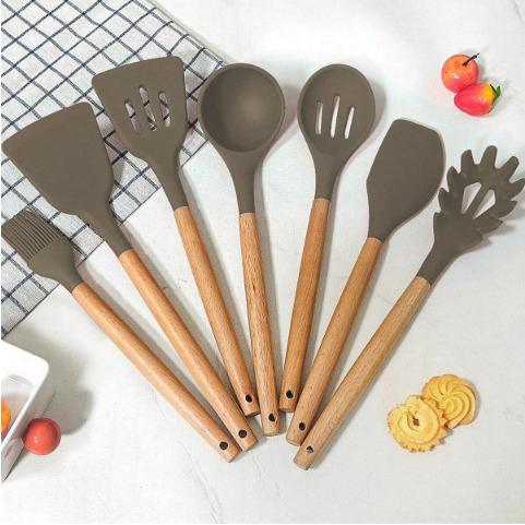 7-delige Siliconen Keukenset met Houten Handgrepen – Verkrijgbaar in 5 Kleuren