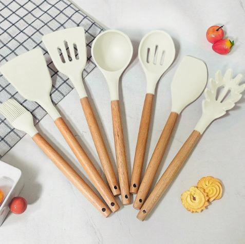 7-delige Siliconen Keukenset met Houten Handgrepen – Verkrijgbaar in 5 Kleuren